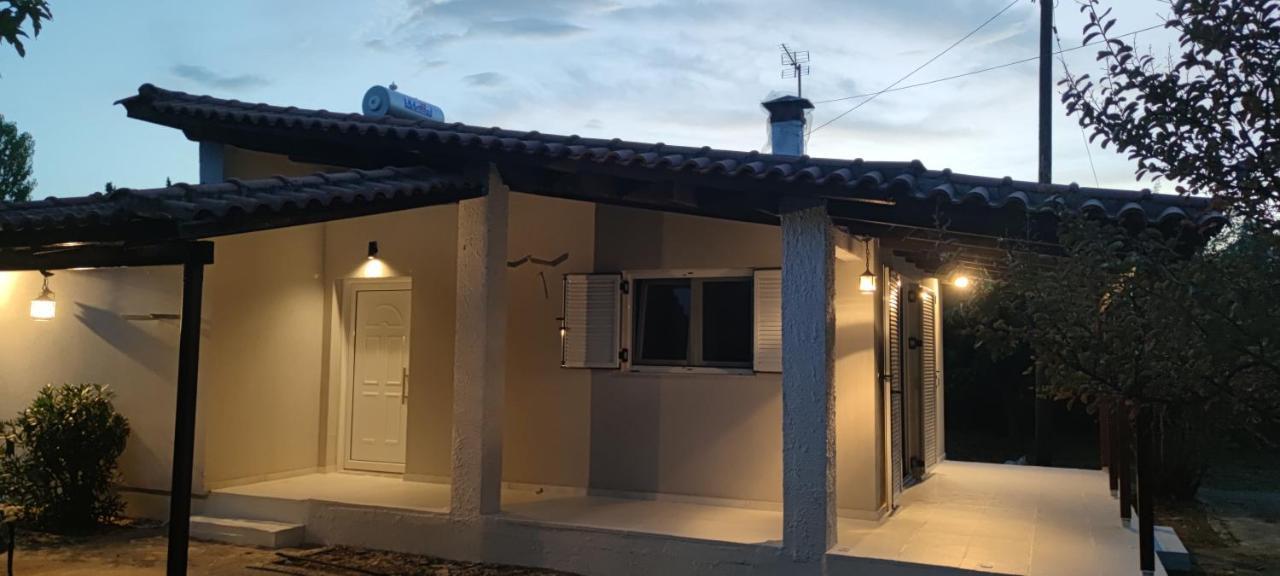 Sea Breeze Villa Kato Achaia Exteriör bild